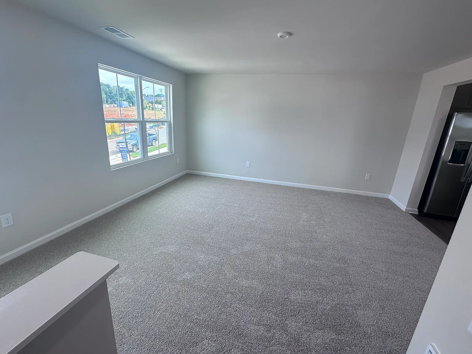 3 bed, 1564 sqft, $1,900 — Photo 4