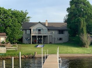 W5268 E Sandy Dr, Shawano, WI 54166