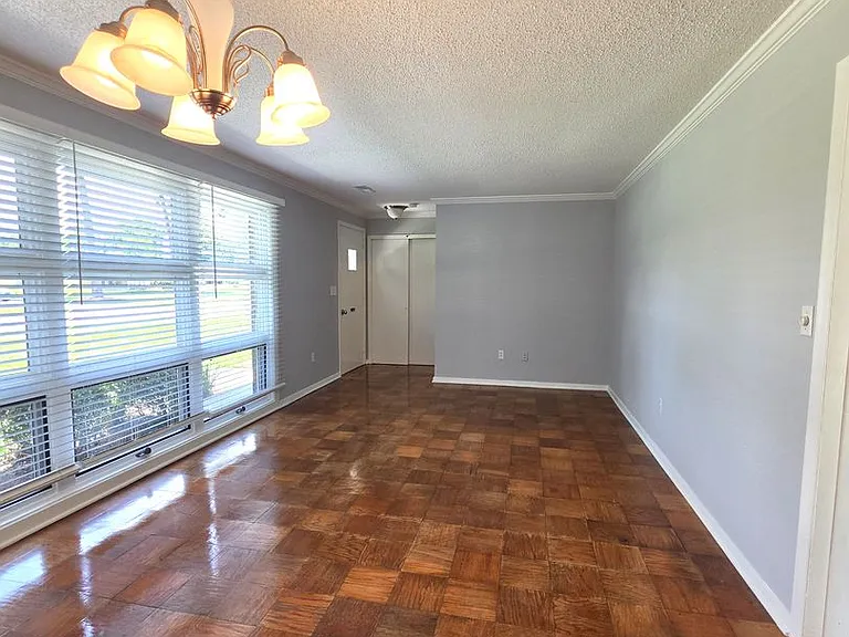 548 Pelican Ave — Photo 10