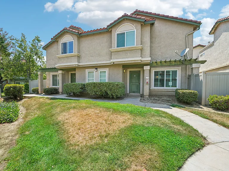8385 Western Trail Pl #B — Photo 1