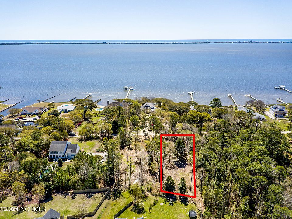 1st image of 130 Sea Trace Lane