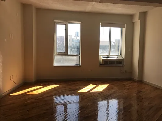 Rented by Pearl Realty Management LLC | media 6