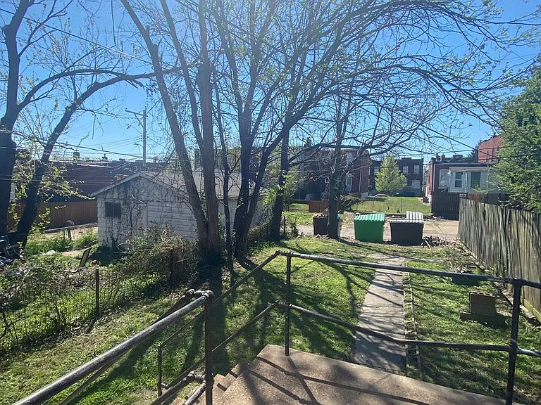 3428 Dunnica Ave — Photo 14
