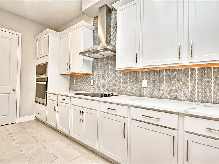 2941 Voyager Ave — Photo 6