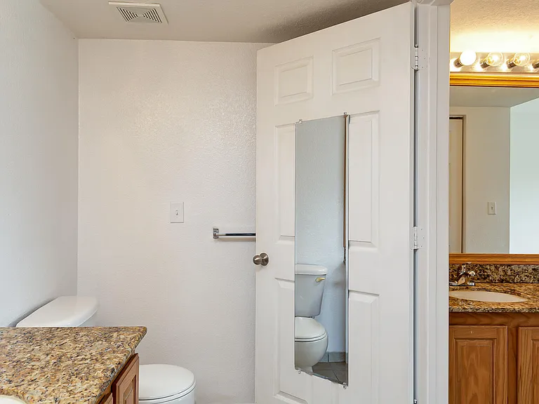 281 SW Palm Dr #102 — Photo 8
