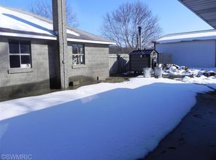 29113 Kelly Rd, Sturgis, MI 49091