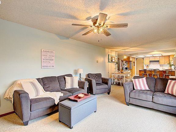 3rd image of 3709 NE 159th Avenue