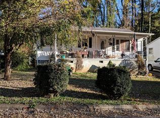 236 Maple Ave, Marion, NC 28752