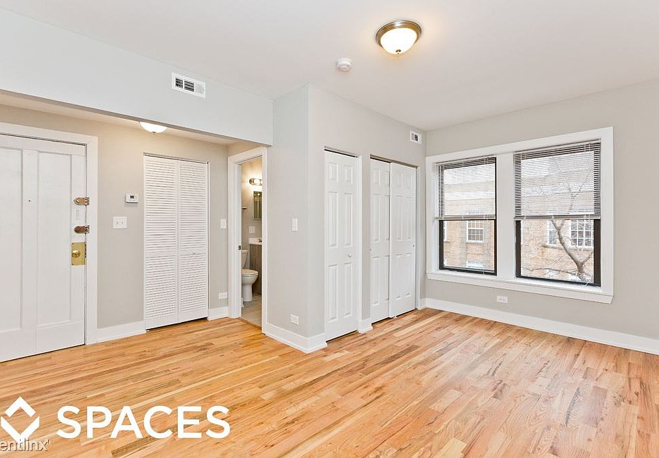 1st image of 820 W Cuyler Ave #826-430