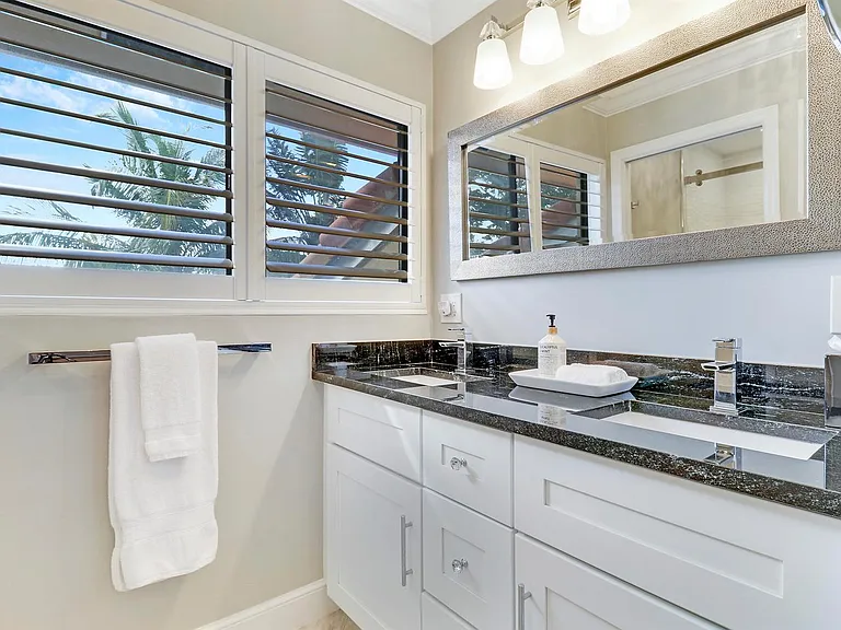 204 Old Meadow Way — Photo 34