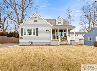 58 Day Ave, Piscataway, NJ