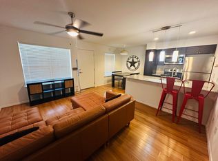 910 Duncan Ln APT 19, Austin, TX 78705