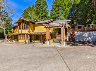 625 Newton Rd, Weott, CA 95571