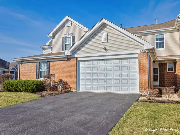 1037 Carrick Ln, McHenry, IL 60050