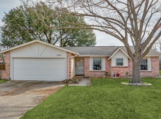 1614 Dove Dr, Garland, TX 75040