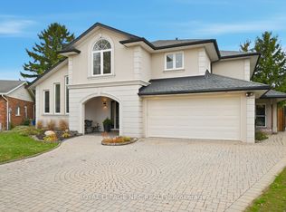 12 Fuller Cres, Thorold, ON L2V 4B9