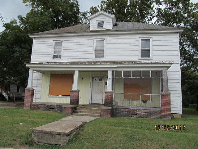 1st image of 318 N Howell St