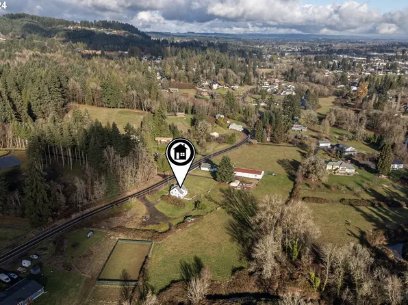 51660 SW Em Watts Rd, Scappoose, OR 97056