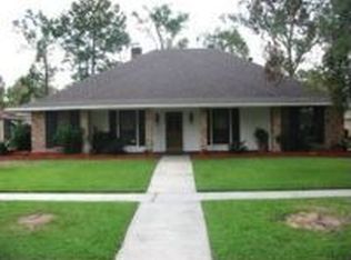 5145 Elm Ridge Dr, Baton Rouge, LA 70817