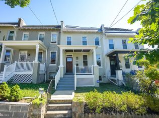 904 Crittenden St NW, Washington, DC