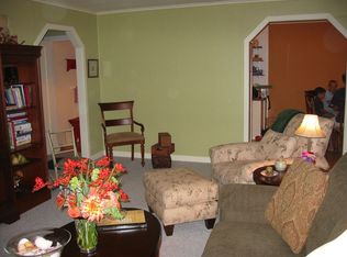 6461 Humphrey Rd, Clinton, WA 98236