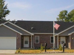 608 & 610 W Henderson St, Montpelier, IN 47359