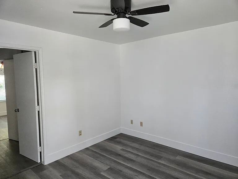 4928 W Westgate Ct — Photo 10