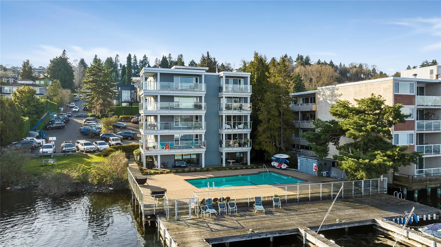 720 Lakeside Avenue S #405 photo 1