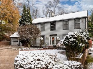 100 Edgewood Dr, Turtle Creek, PA 15145