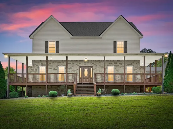 3367 Chapel Hill Rd, Clarksville, TN 37040