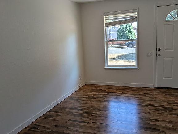 5th image of 4905 N 15th St
