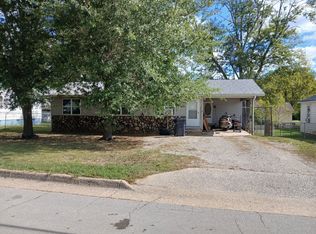 254 S Thayer Avenue, West Plains, MO 65775