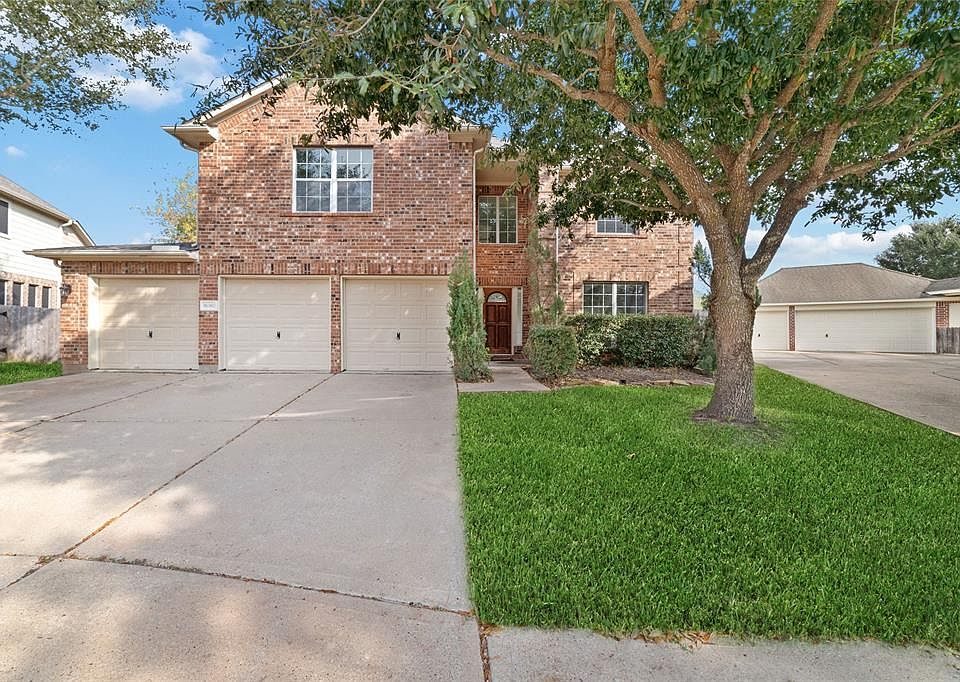 1st image of 26302 Creston Woods Dr