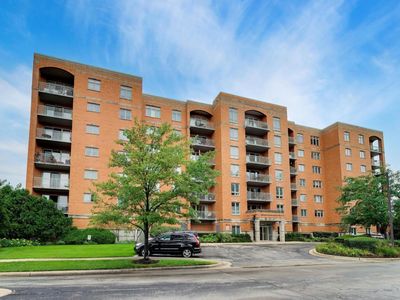 6801 N Milwaukee Ave APT 410, Niles, IL, 60714