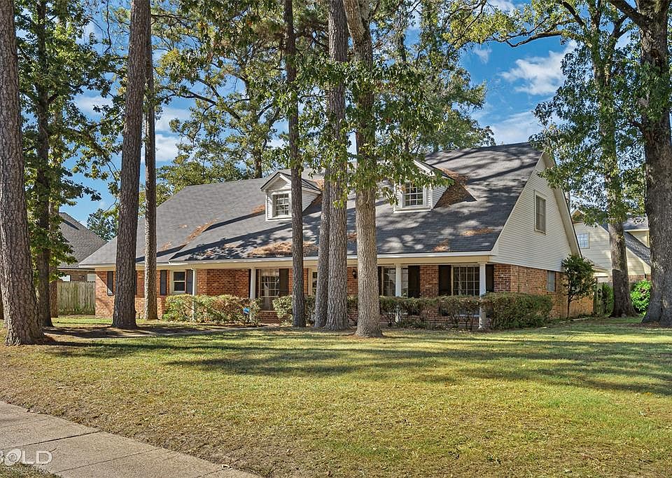 1st image of 660 Albemarle Dr