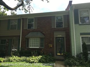2824 Coleen Ct, Louisville, KY 40206