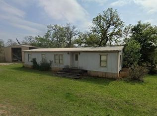 500 Woodvine Ln, Somerville, TX 77879