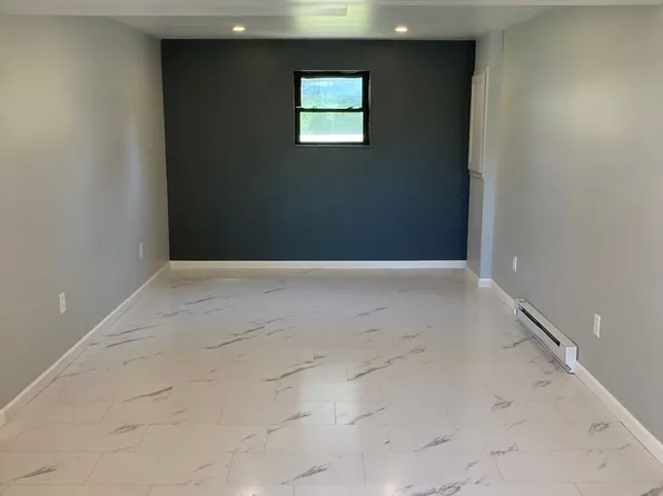 720 Water St, 720 Water St Floor 1, Conneaut Lake, PA 16316