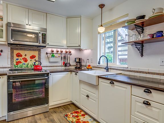 4th image of 13216 NE Salmon Creek Ave #3G