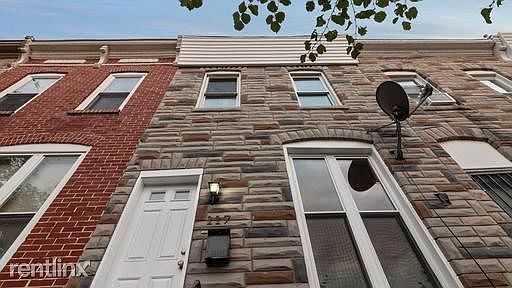 Exterior (002)