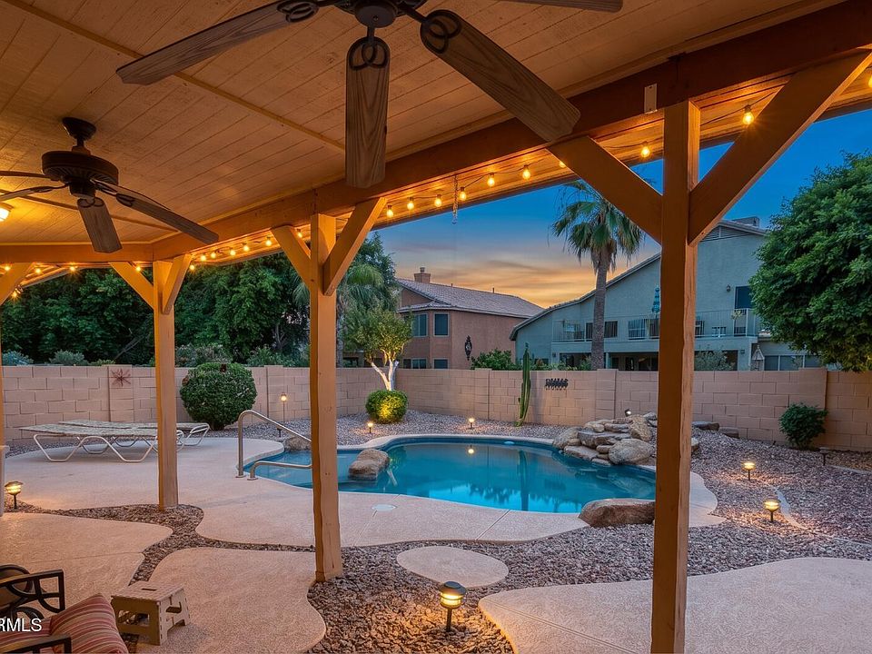 1st image of 433 W DESERT Avenue