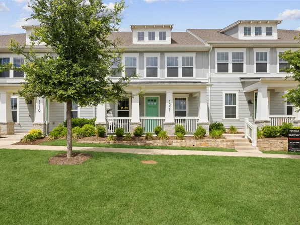 1521 Jackson St, Carrollton, TX 75006