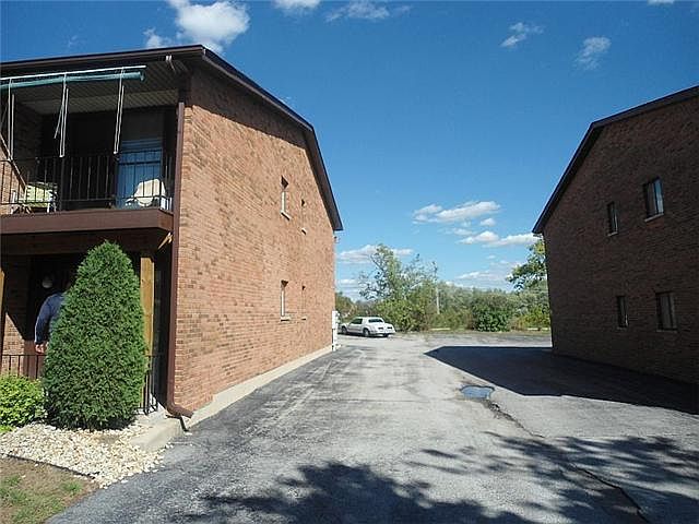 2nd image of 22561 Pleasant Dr