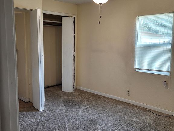 5th image of 308 8th St #11