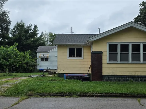 1871 E Lawrence St, Decatur, IL 62521
