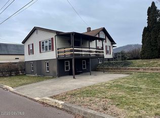 1332 N Front St, Sunbury, PA 17801