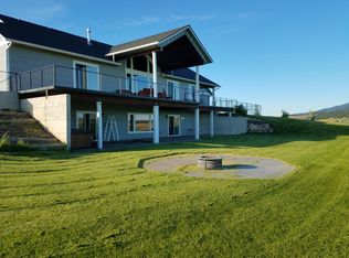 13616 E Crisler Ave, Valleyford, WA 99036