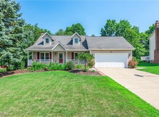 2081 Van Oaks Dr, Twinsburg, OH 44087