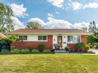 11632 Dart Dr, Sterling Heights, MI 48313