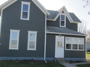 208 Larson Ave, Story City, IA 50248